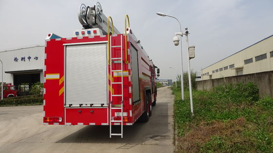 18 Meter Water Fire Engine , 6x4 336KW Heavy Rescue Vehicle With 10000L Water Capacity