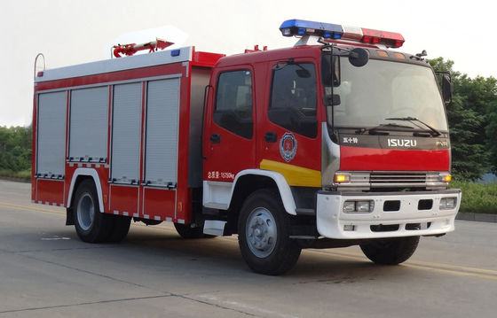 Double Cabin Foam Fire Truck 177kw 4x2 For Fire Fighting Emergency Rescue