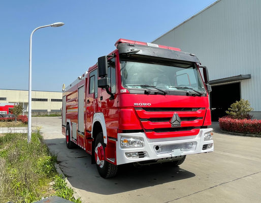 HOWO 8 TON Foam Fire Truck 228kw 6x4 Untuk Penyelamatan Darurat Pemadam Kebakaran