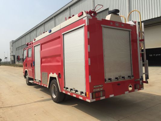 Truk Pemadam Kebakaran Busa ISUZU 139KW, Mesin Pemadam Kebakaran Mini 4x2 4000L Dengan Air Busa