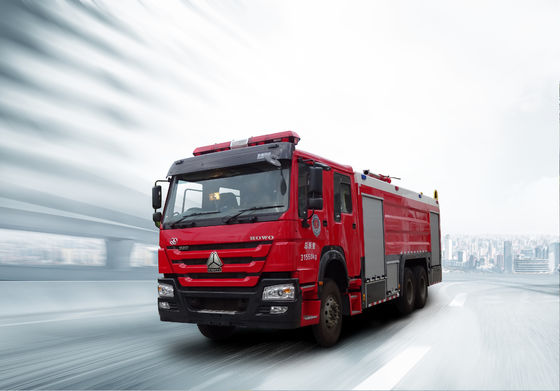 Diesel Type Dry Powder Fire Truck Foam Combination Manual Transmission Multifunctional