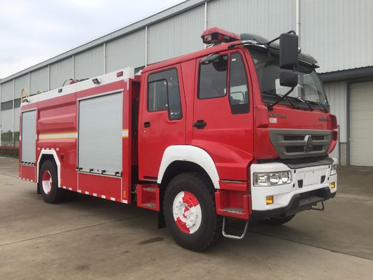 HOWO Truk Pemadam Kebakaran Hutan Kabin Ganda 266HP Dengan Busa Air Kapasitas 6000L
